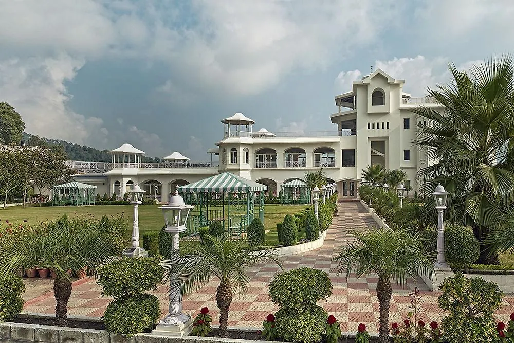 Club Mahindra Kandaghat Resort