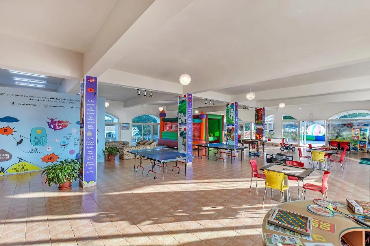 Club Mahindra Kandaghat 4*,