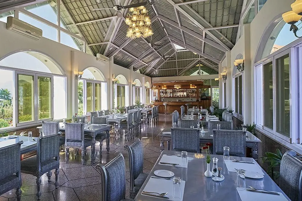 **** Resort Club Mahindra Kandaghat India