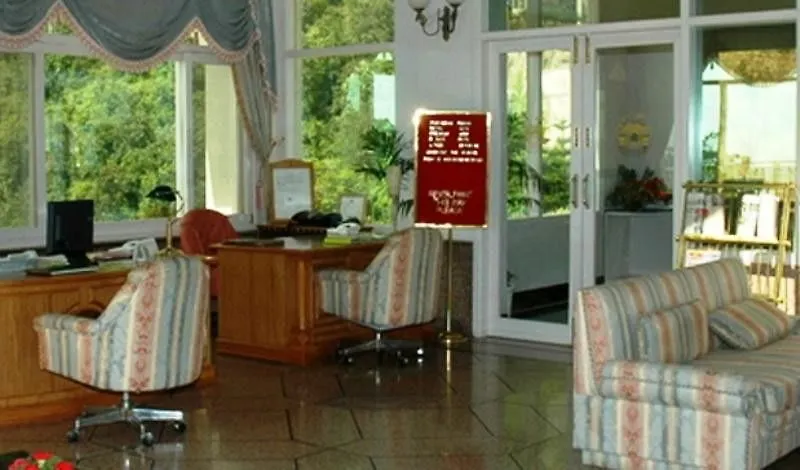 Club Mahindra Kandaghat 4*,  India