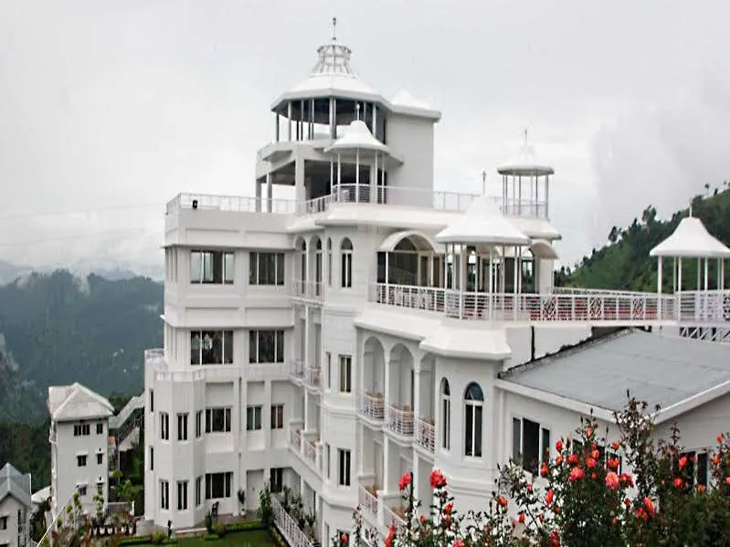 Club Mahindra Kandaghat 4*,